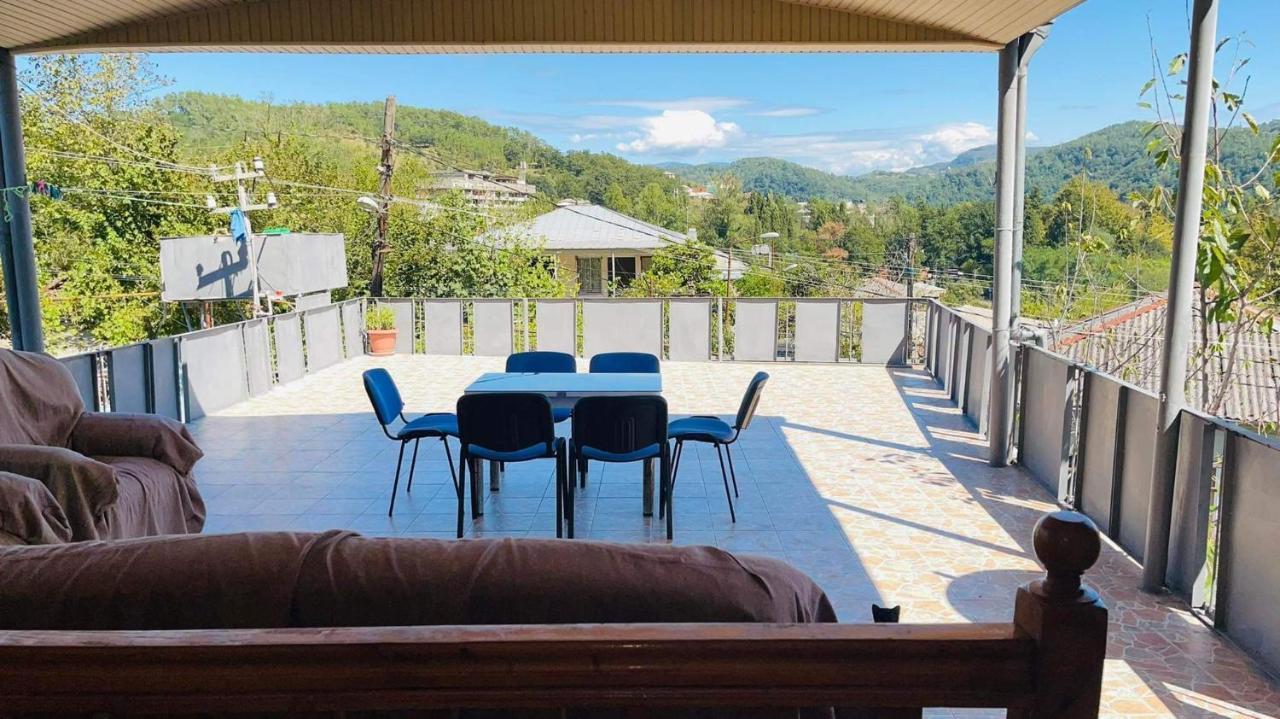 Belas House With Terrace Kutaisi Room photo